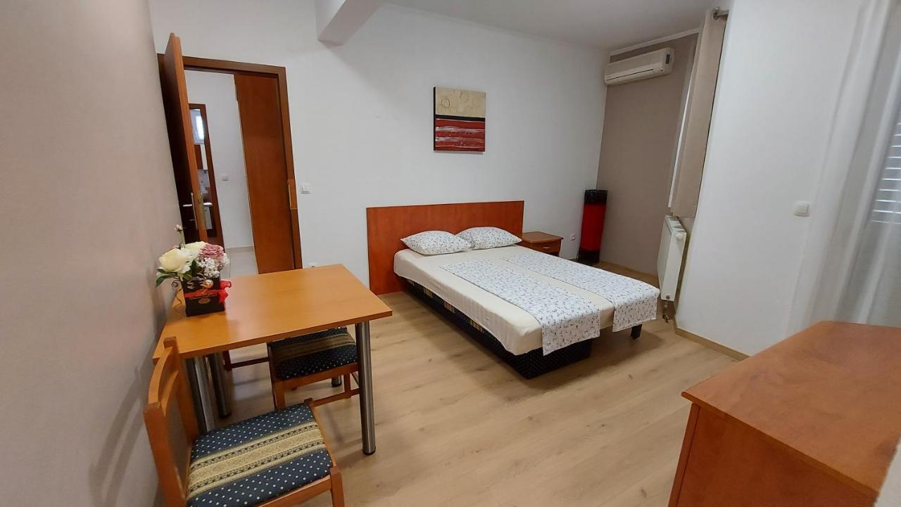 Villa Rossa Tučepi Zewnętrze zdjęcie